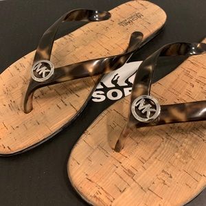Leopard flats